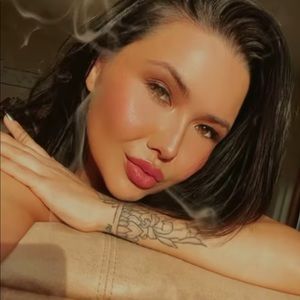 Meet your Posher, Kamilla